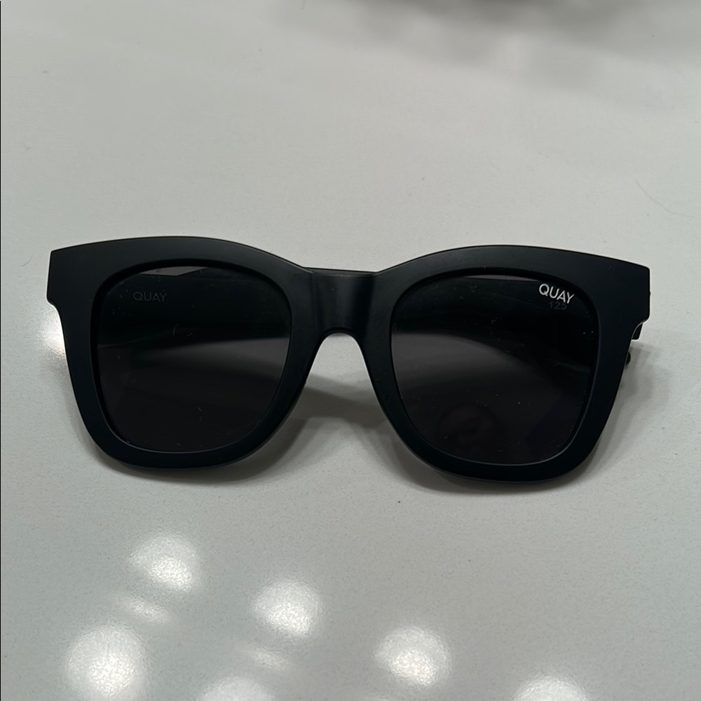 Quay Australia Black Wayfarer Sunglasses Timeless Design